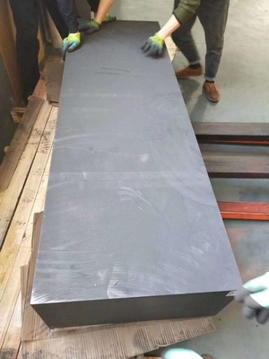 740*400*2300 大きなブロック フレイクグラフィット 質量密度 1.75 結晶形状 0.8mm