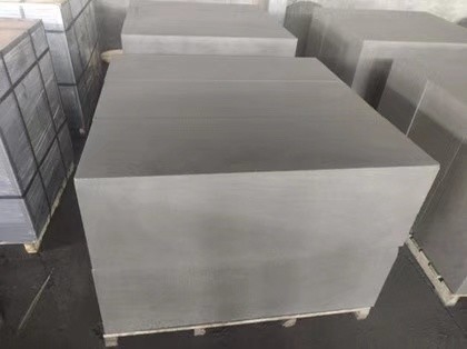 カスタマイズ密度 外熱溶接用グラフィットブロック 密度1.74 粒寸0.8mm
