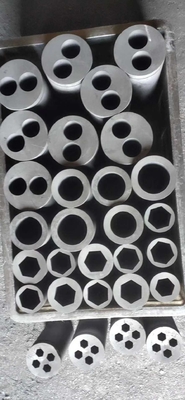 8mm 16mm グラフィット 鋳造 黒 耐久性 2〜3 日
