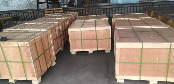 高密度グラフィット棒 300mm直径の鋳造器用 1.82g