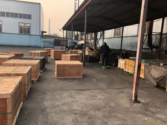 工業級 形状 形状 グラフィット 1.75g/cm3 グラフィットブロック 740*400*2300mm