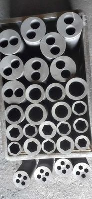 グラフィット模具は,あなたの図面に従って,連続鋳造の青銅のために非常に滑らかに