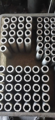 99%炭素密度 1.85g/cm3 内面に塗装された銅/銅の鋳造用グラフィート模具
