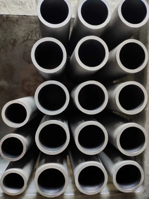 99%炭素密度 1.85g/cm3 内面に塗装された銅/銅の鋳造用グラフィート模具