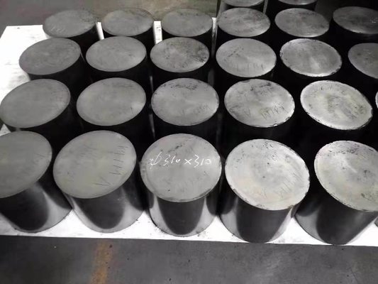 1.60-1.65g/cm3 低密度グラフィット棒 電極形状用 挤出グラフィット