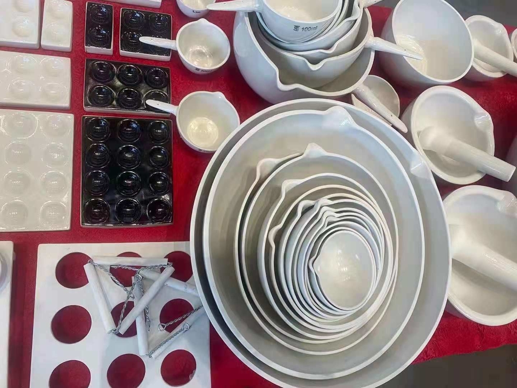 大量密度 1.85 工業用Al2O3 90% 95% 99% 99.7% セラミック蒸発皿